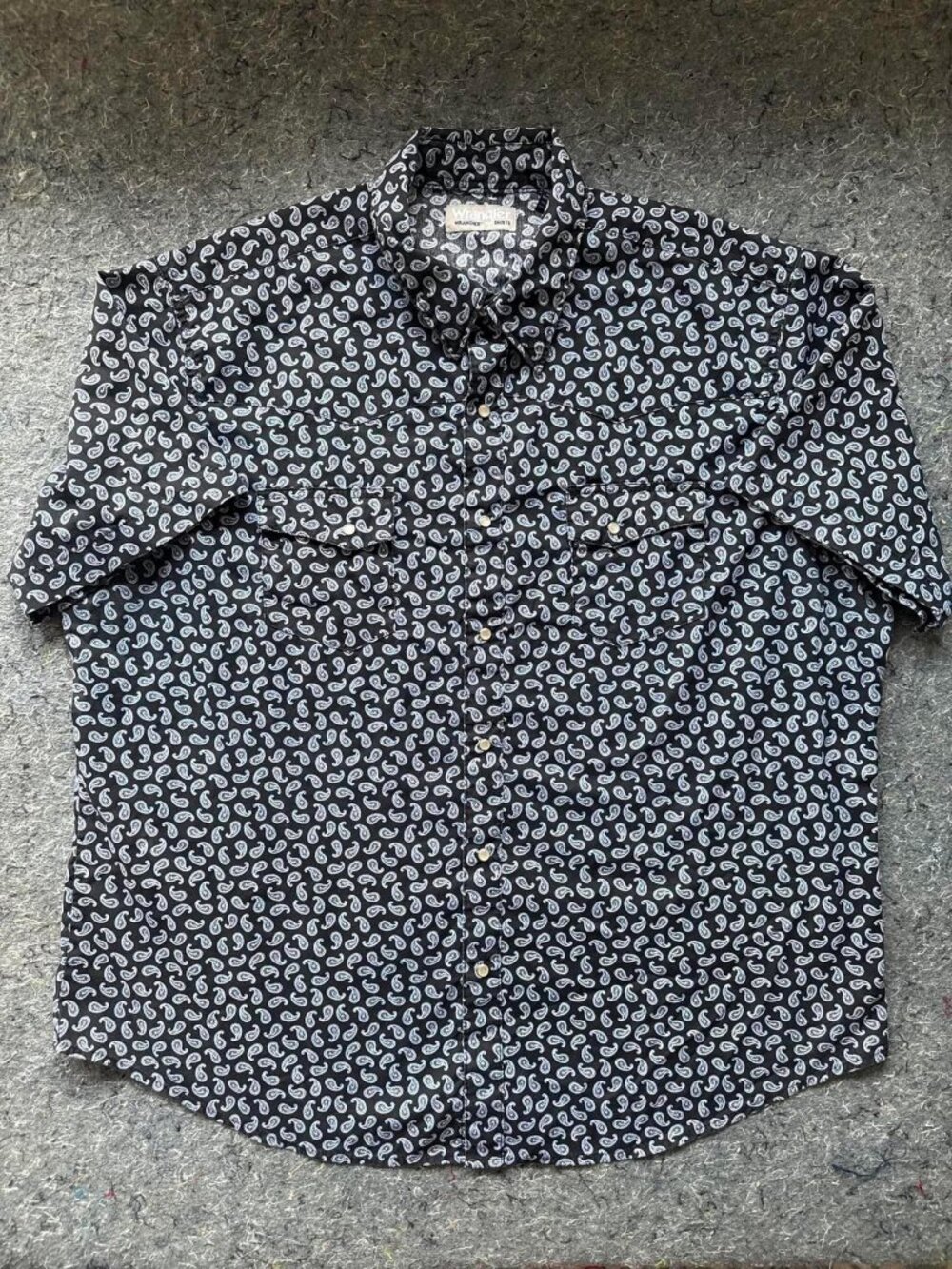 Wrangler Men’s Paisley Western Button-Up Shirt Black Blue Size M